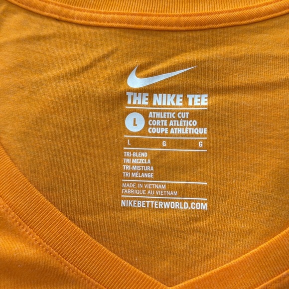 University of Tennessee Nike Power T tee - Picture 2 of 2